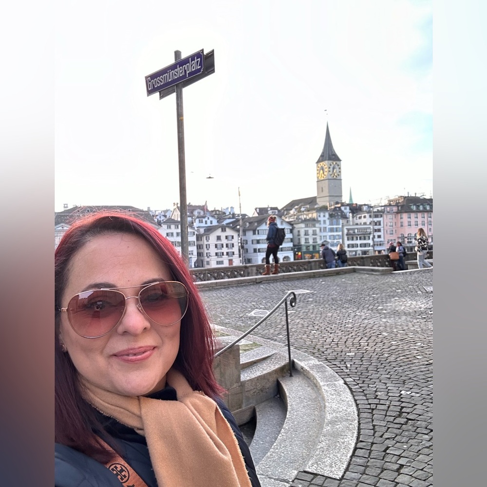 Meet your Posher, Tania